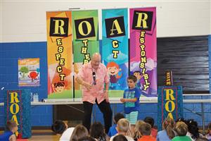 ROAR 8.jpg